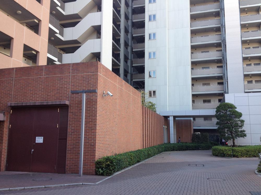 Local appearance photo. Local (12 May 2013) Shooting