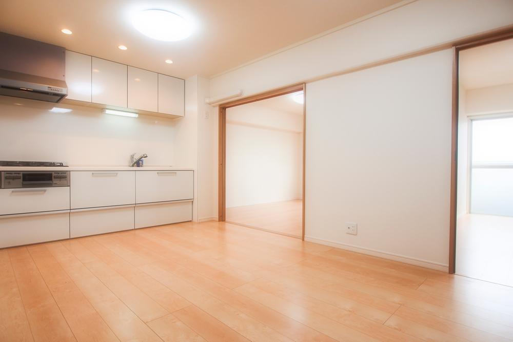 Living. Indoor (12 May 2013) Shooting