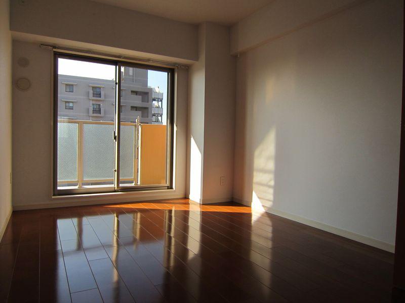 Non-living room. Western-style 6.9 Pledge, Walk-in closet is with have excellent storability.