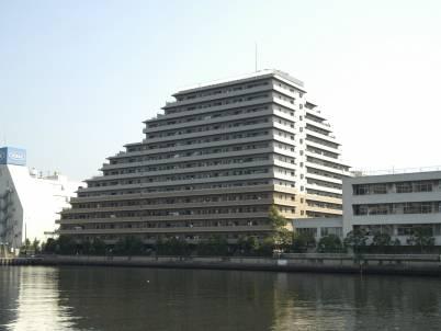 Local appearance photo. Local (10 May 2013) Shooting