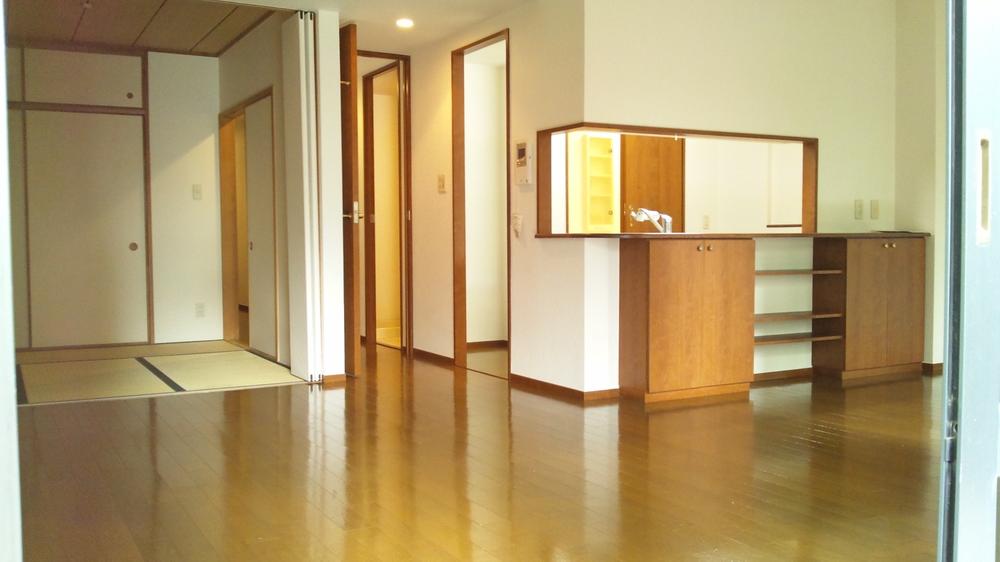 Living. Indoor (10 May 2013) Shooting