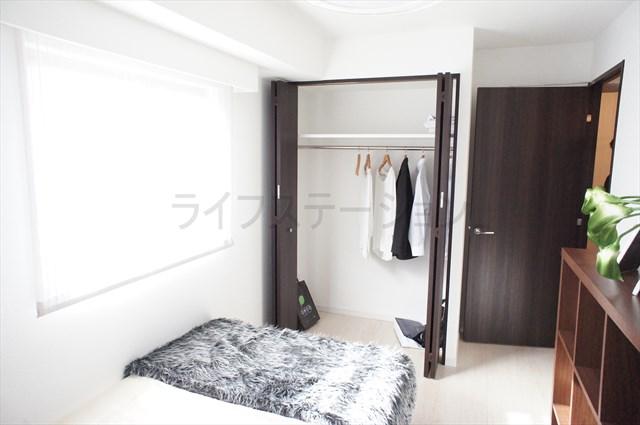 Non-living room. Local (December 14, 2013) Shooting