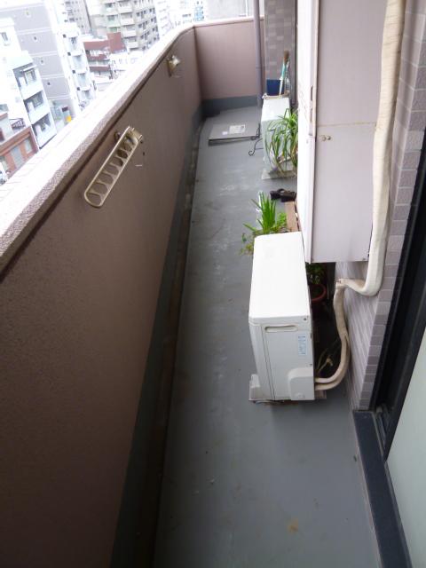 Balcony. Local (11 May 2013) Shooting