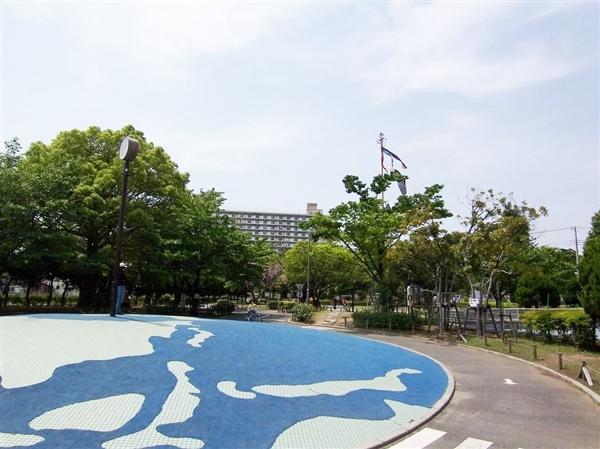 park. 321m to Joto park