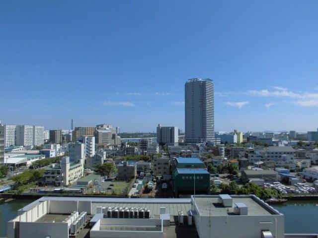View photos from the dwelling unit. View from local (September 2013) Shooting