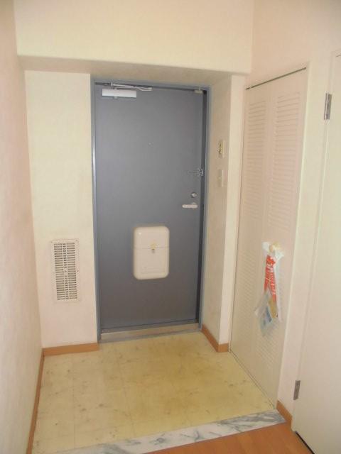 Other introspection. Indoor (September 2013) Shooting