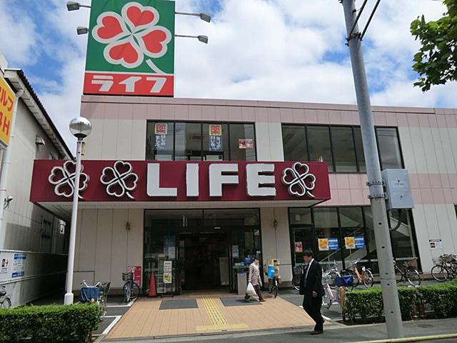 Supermarket. Until Life Kameido shop 760m