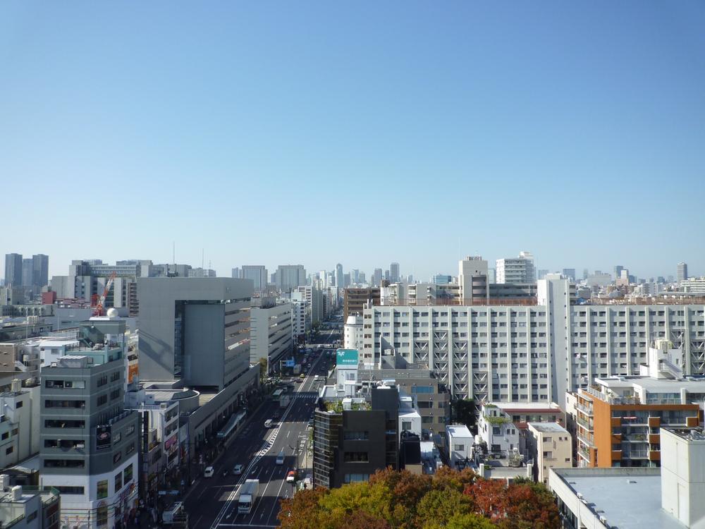 Local appearance photo. Local (11 May 2013) Shooting