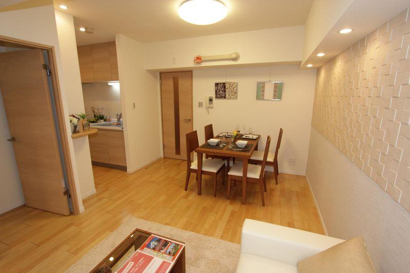 Living. Spacious bright living room