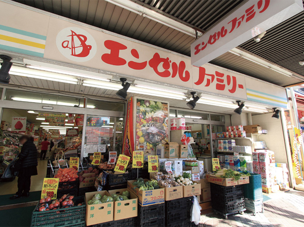 Surrounding environment. Angel family Monzennakacho shop (about 195m ・ A 3-minute walk)