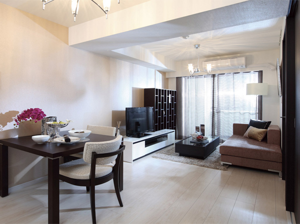 Room and equipment. While the image of a life scene, Planning the space. Equipped with advanced equipment to the easy-to-use functional layout. B type of two-sided lighting is of more than 49 sq m room 1LDK + S. About 8.6 tatami mats of living ・ Dining and about 6 tatami bedroom, And we have established about 2.7 tatami mats of storeroom. (living ・ dining / Model Room B type)