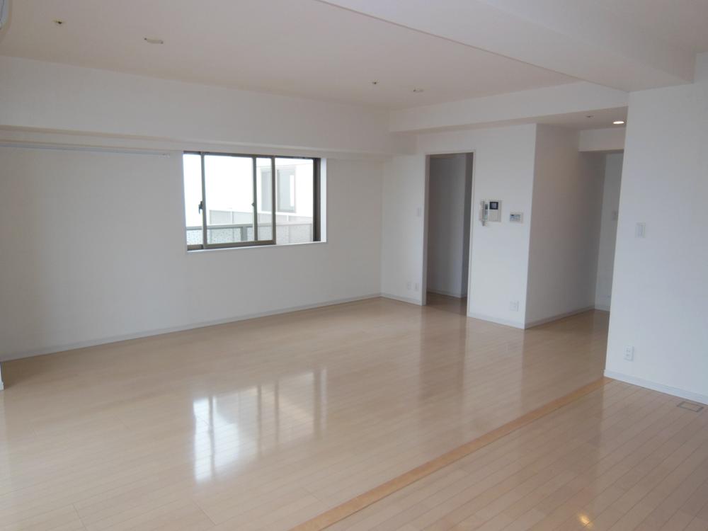 Living. Indoor (11 May 2013) Shooting