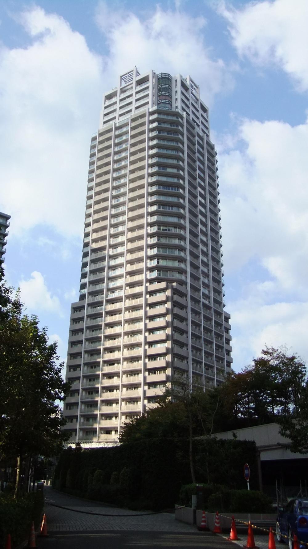 Local appearance photo. Local (11 May 2013) Shooting