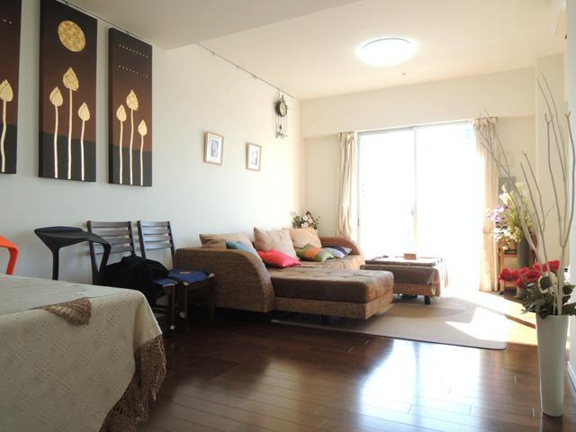 Living. Indoor (12 May 2013) Shooting