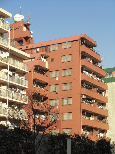 Local appearance photo. Local (11 May 2013) Shooting