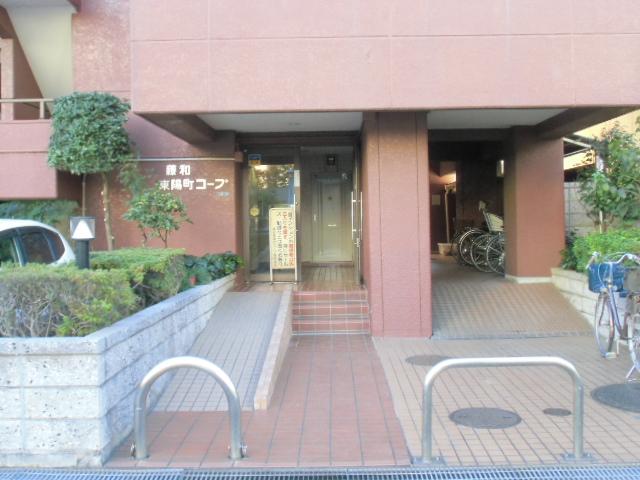 Entrance. Common areas