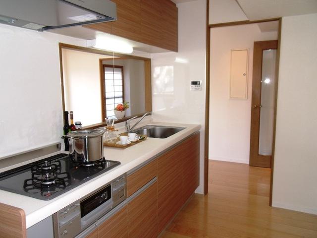 Kitchen. System kitchen