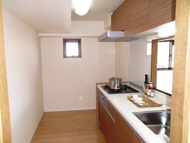 Kitchen. System kitchen