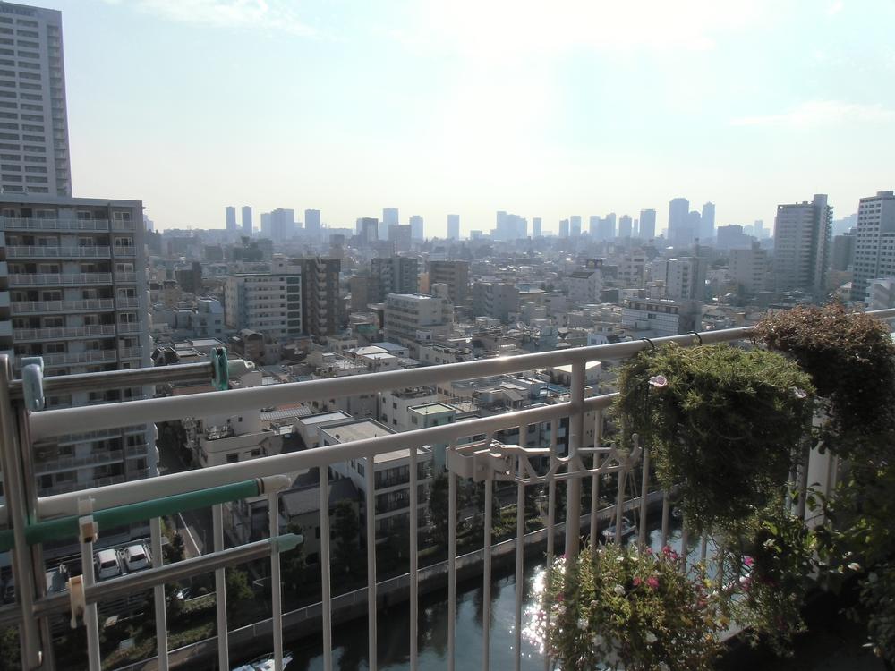 View photos from the dwelling unit