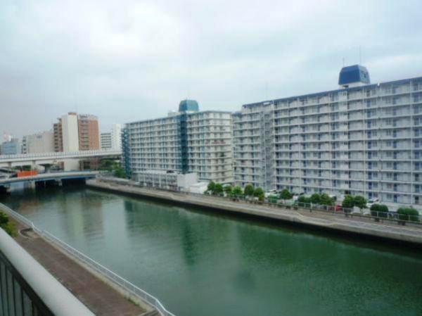 View photos from the dwelling unit