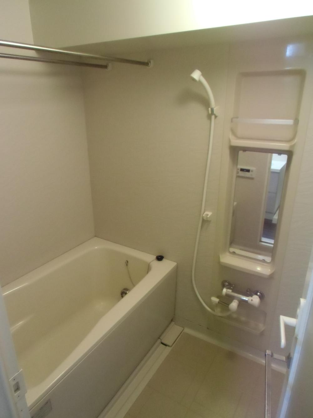 Bathroom. Indoor (September 2013) Shooting