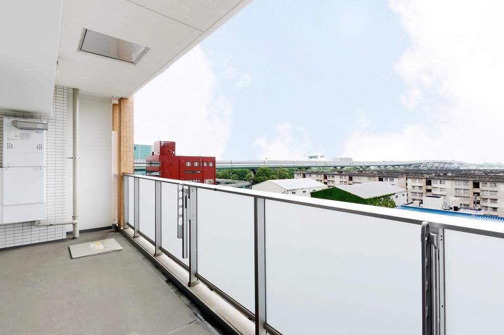 Balcony. Local (June 2013) Shooting