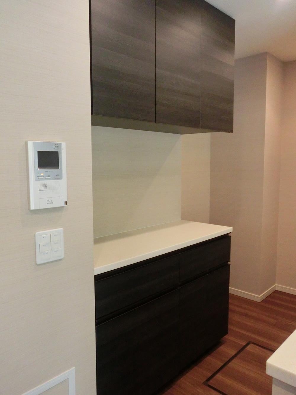 Same specifications photo (kitchen). With original cupboard!