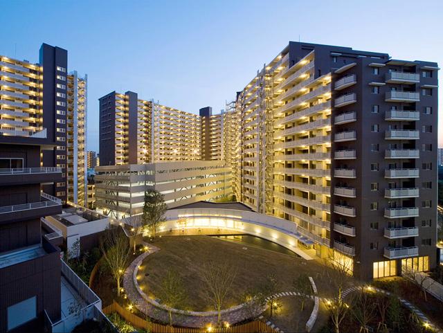 Local appearance photo. Total units 701 units of the big community