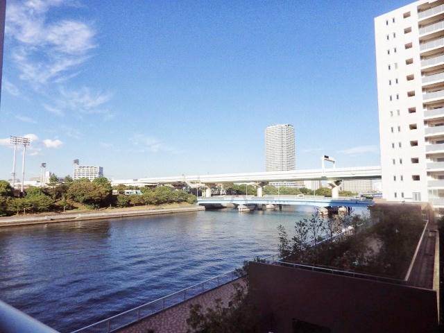 Local appearance photo. View from property