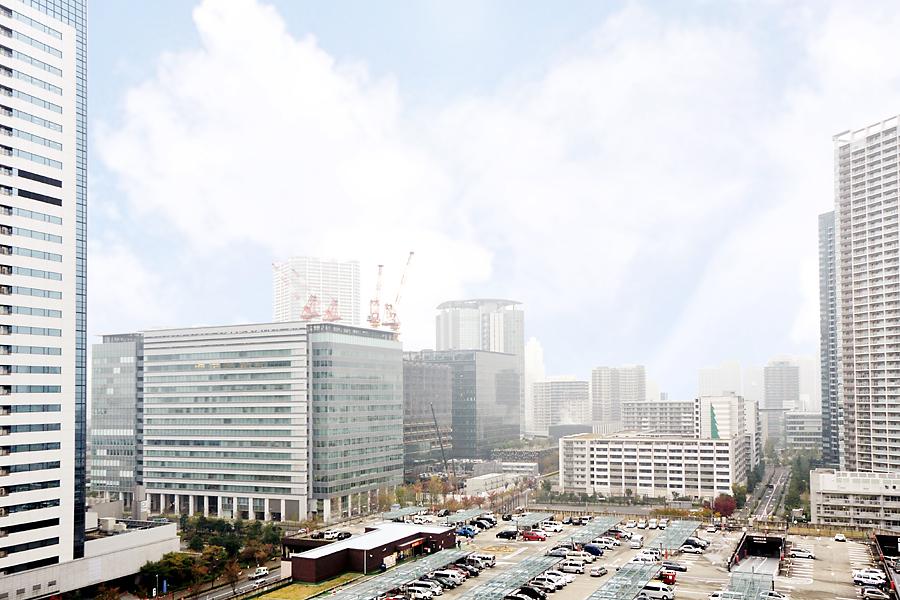 View photos from the dwelling unit. Room view from the site (November 2013) Shooting