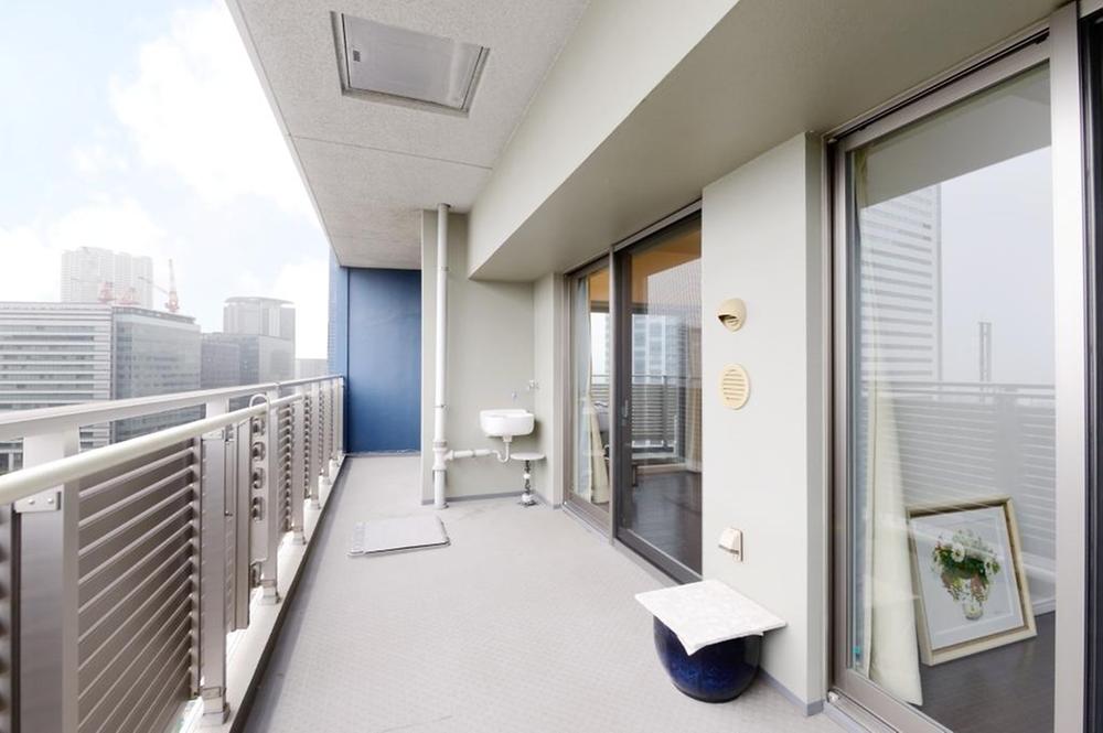 Balcony. Three-sided balcony is spacious and 40.39 square meters.