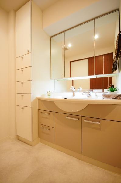 Same specifications photos (Other introspection). Same specifications image