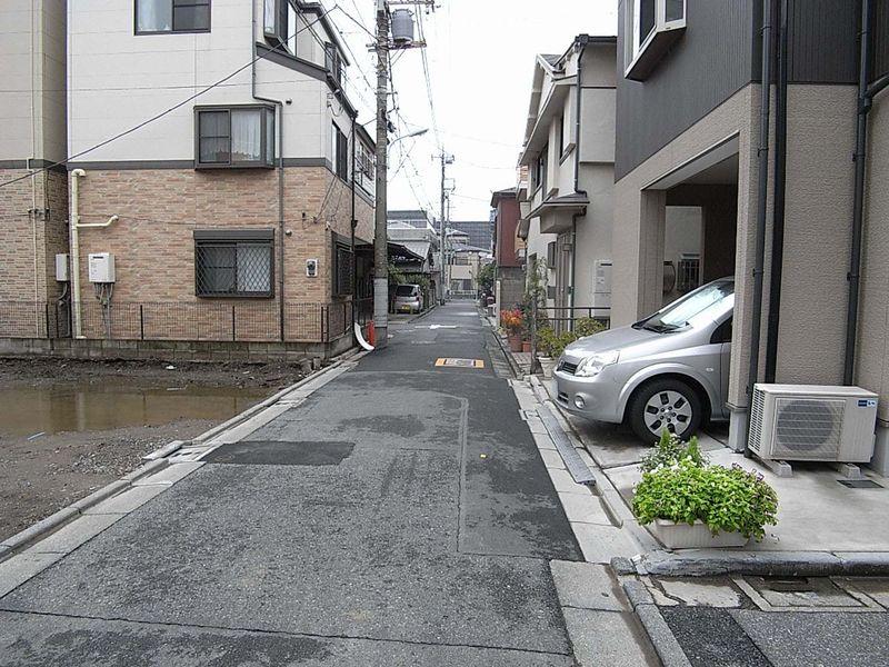 Local appearance photo. Local before road