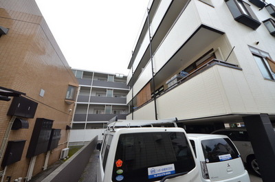 Other. Until the other (Other) 1m