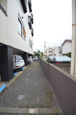 Other. Until the other (Other) 1m