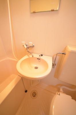 Washroom. ☆ Wash basin ☆