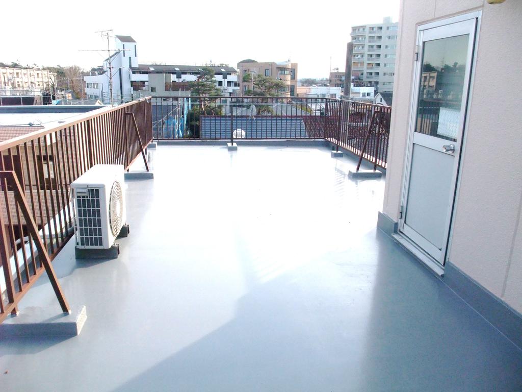 Other common areas. rooftop