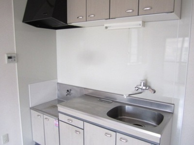 Kitchen.  ☆ A good at cooking in this kitchen ☆ 