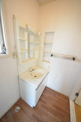 Washroom. ☆ Independent wash basin ☆