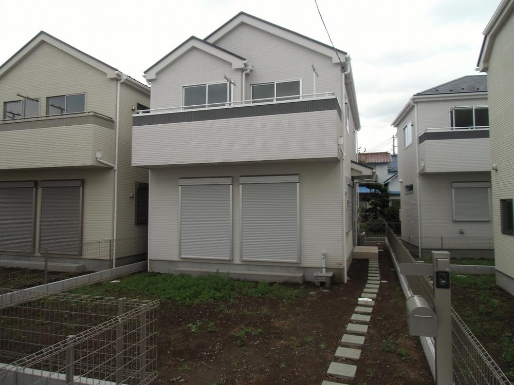 Local appearance photo