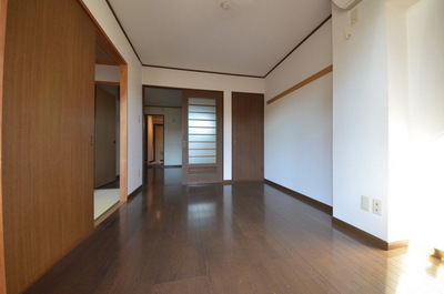 Other room space. Western-style 6 Pledge