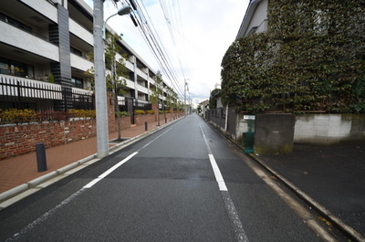 Other. 1m to the periphery (other)