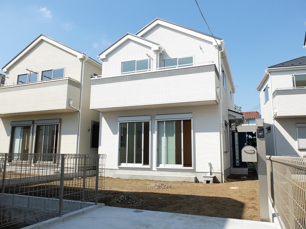 Local appearance photo