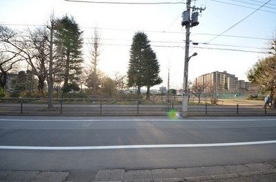 Other. Until the other (Other) 1m