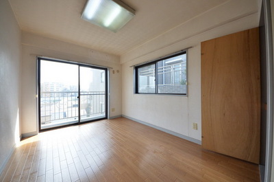 Living and room. ☆ Free to arrange space ☆