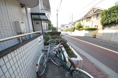 Other. Until the other (Other) 10m