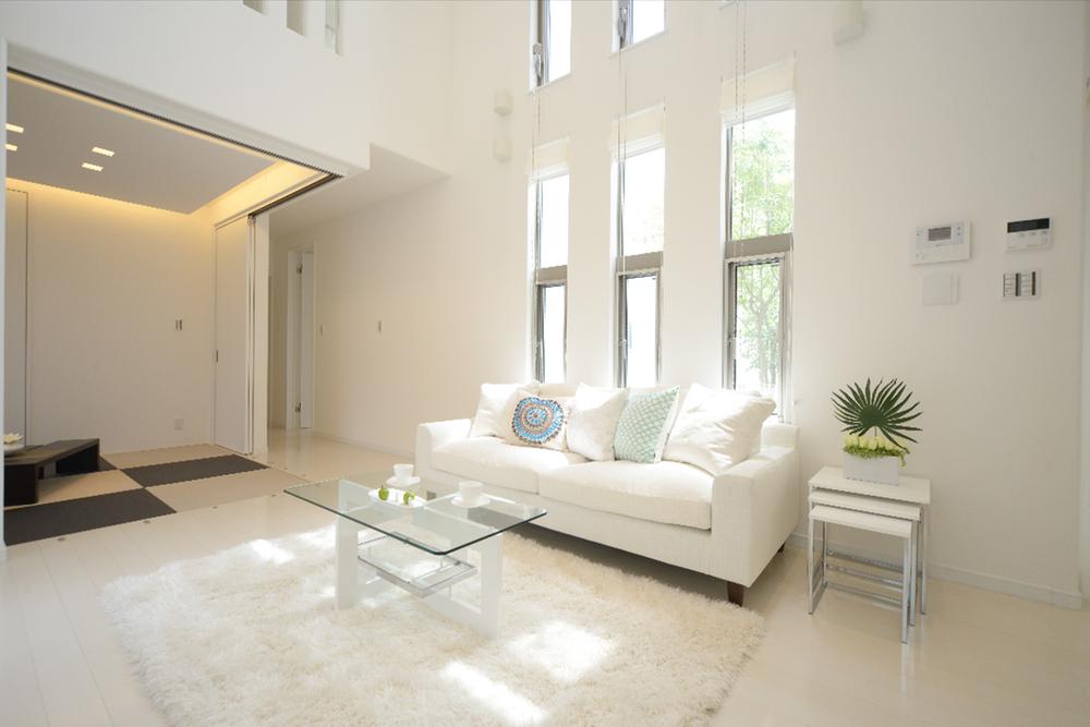 Kitchen. Enamel top gas stove (double-sided baking)