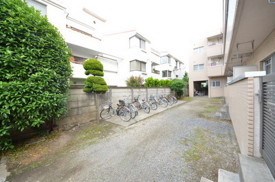 Other. Until the other (Other) 10m