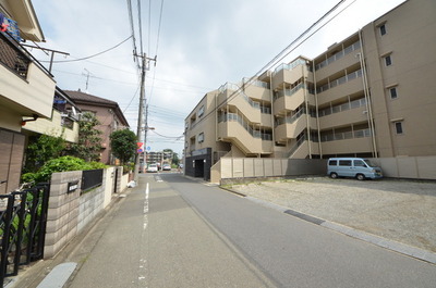 Other. Until the other (Other) 1m