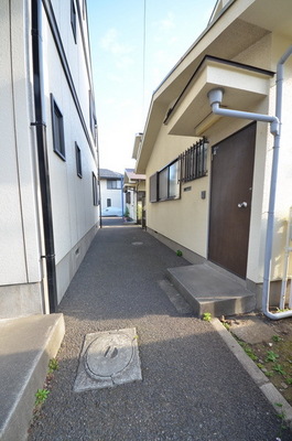 Other. 1m to the periphery (other)